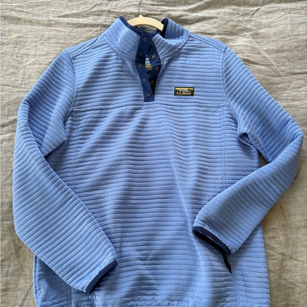L.L. Bean Sky Blue Quilted Snap-Front Pullover with Navy Trim
